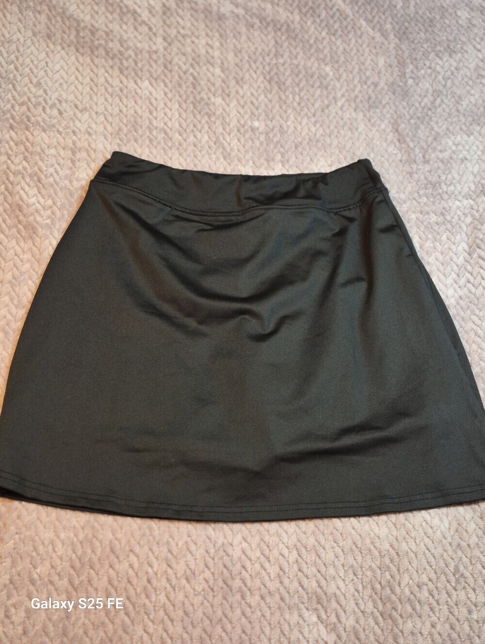 Ekouaer Women's Athletic Skort: Black, Size Small, Like New